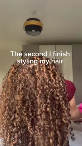 Like I’ve got to protect my work #curlyhair #curls #relatable #curly #CapCut 