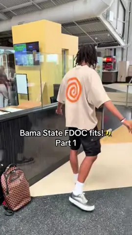 First day fits are a statement at every #hbcu 🔥 How did @ALABAMASTATEUNIVERSITY step on #fdoc ? 👀✨ 🎥: @✝️ , @Calandrea | Travel & Media 