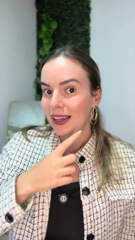 Comprei o serum da marca segredo Brasileiro ele ajuda a tratar o melasma e auxilia na hidratação da pele. #pelesaudavel #saudavel #pele #melasma #fy