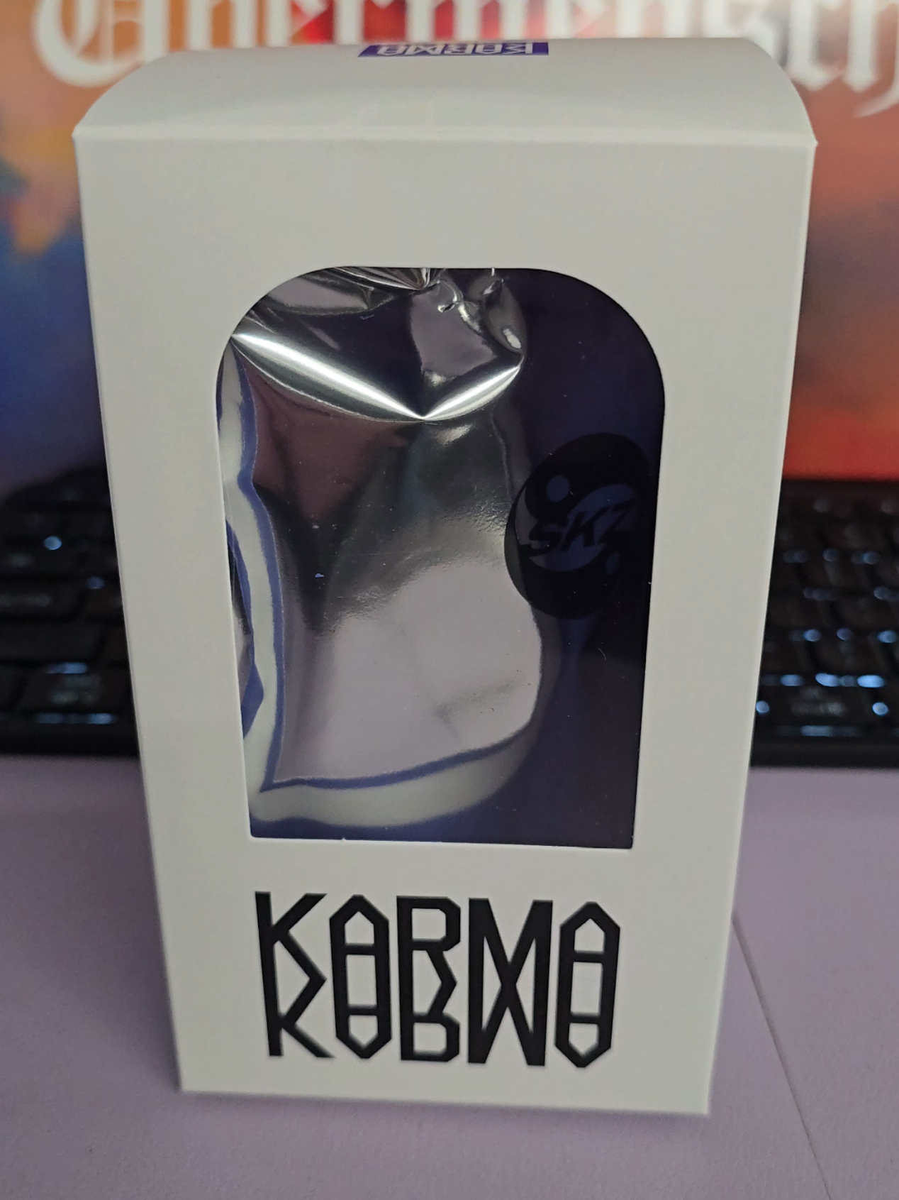 Long video, but I got most of my preorders in today!! I'm still waiting on two Skzoo versions to come in from cokodive. Surprisingly I got no duplicates for the blind boxes! #kpop #ceremony #straykidskarma #straykidscomeback #blindboxes 