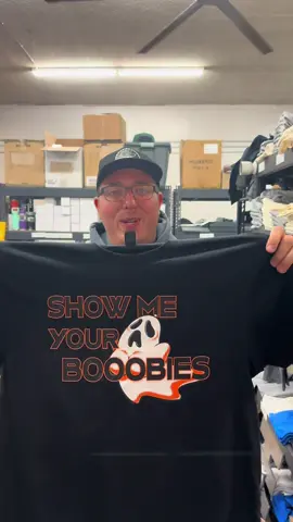 THE PERFECT HALLOWEEN SHIRT #halloween #perfect #hilarious #amazing #loveit 