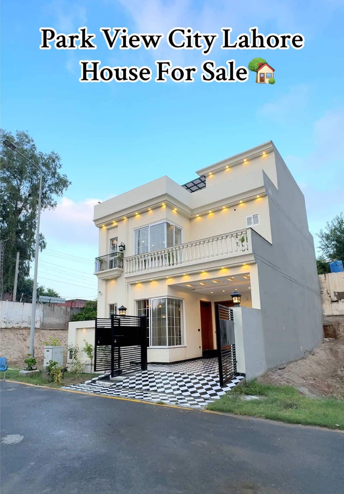 Presenting you the Most Modern 5 Marla Villa in ParkViewCity Lahore By Zeeshan Hakim Demand is 2.25 Crore For more details and demand  Call 0318-555-4893 #parkviewcitylahorehouseforsale #propertexpert5 #parkviewcitylahore #Moderndesign #5marlahouseforsale 