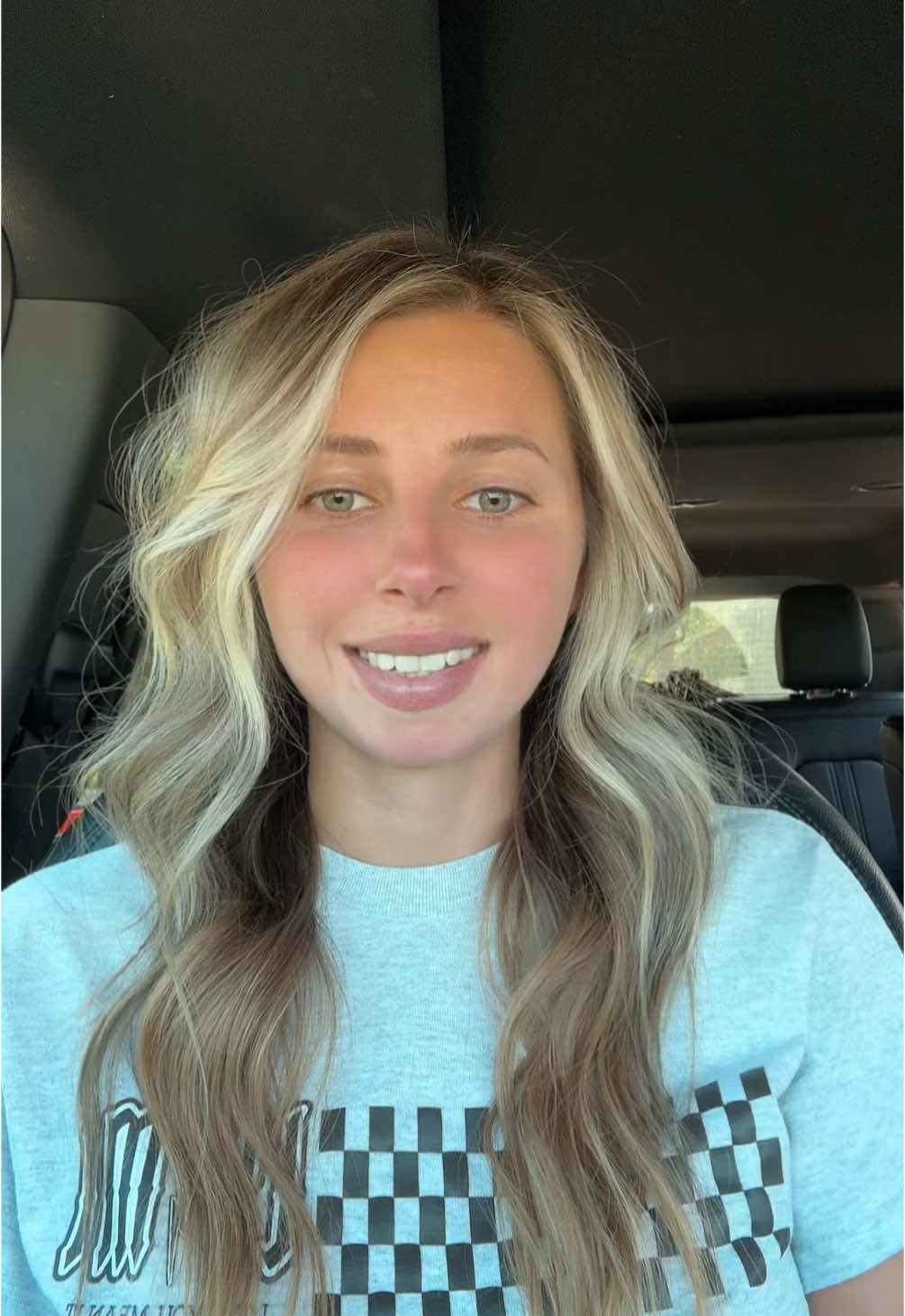 Helloooooo falllll! 🍂🍁 @j.lene225 #newhair #hairtransformation #hairtransition #fallvibes 