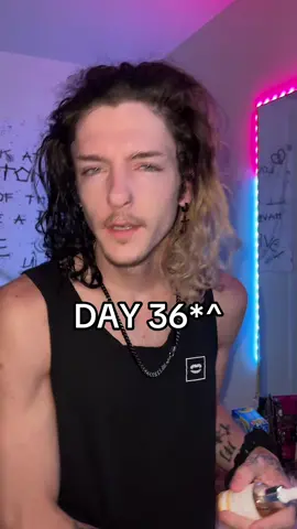 DAY 36 I’m so bad with my days I swear!! #koreanskincare #koreanskincareproducts #skincareroutine #koreanskincareroutine #creatorsearchinsights 