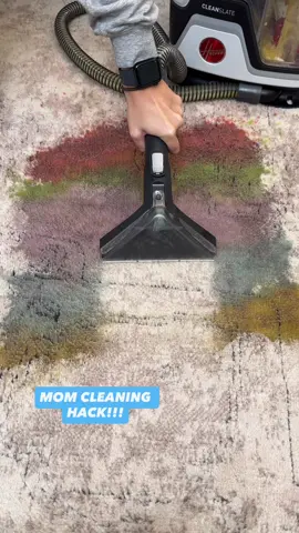 If you are a mom to kids or pets, you need a Hoover CleanSlate😎 #cleaninghack #satisfyingvideo #couchcleaning #cleaningtiktok #oddlysatisfying #carpetwashing #cleaningtiktoks #rug #momhacks #momcleaning 