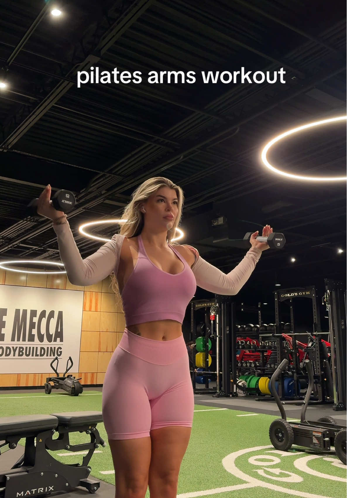 pilates arms workout 💅🏼🫶🏻 4 sets - 15 reps bbs ilysmmmmmmm😊  #fyp #foryou #fypシ #wellnessjourney #pilatesworkout 