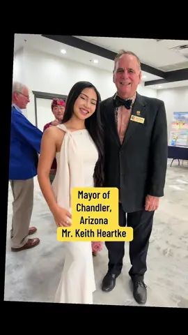 So proud to share the beauty of my homeland, Indonesia 🇮🇩  From Los Angeles to Chandler, Arizona. #Indonesia #Arizona #LosAngeles #Chandler #ProudIndonesian