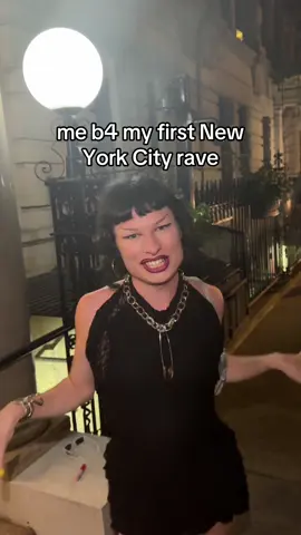 Don’t say happy plur at a New York rave they just rocked my shii #rave 