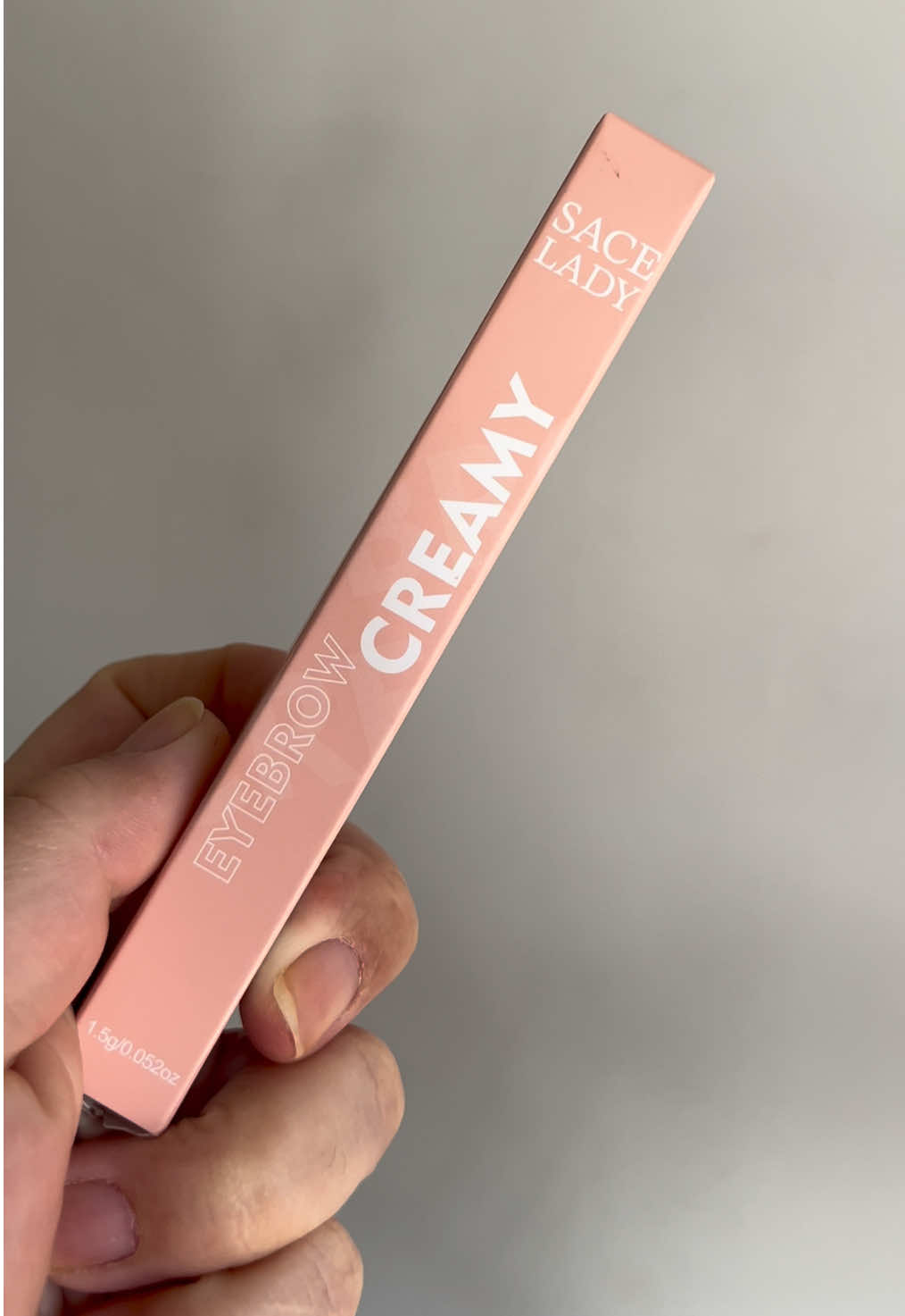 Achei um creme de sobrancelhas perfeito para preencher falhas 🤌🏻✨ #saceladybr #sacelady #geldesobrancelha #geldesobrancelhasacelady 