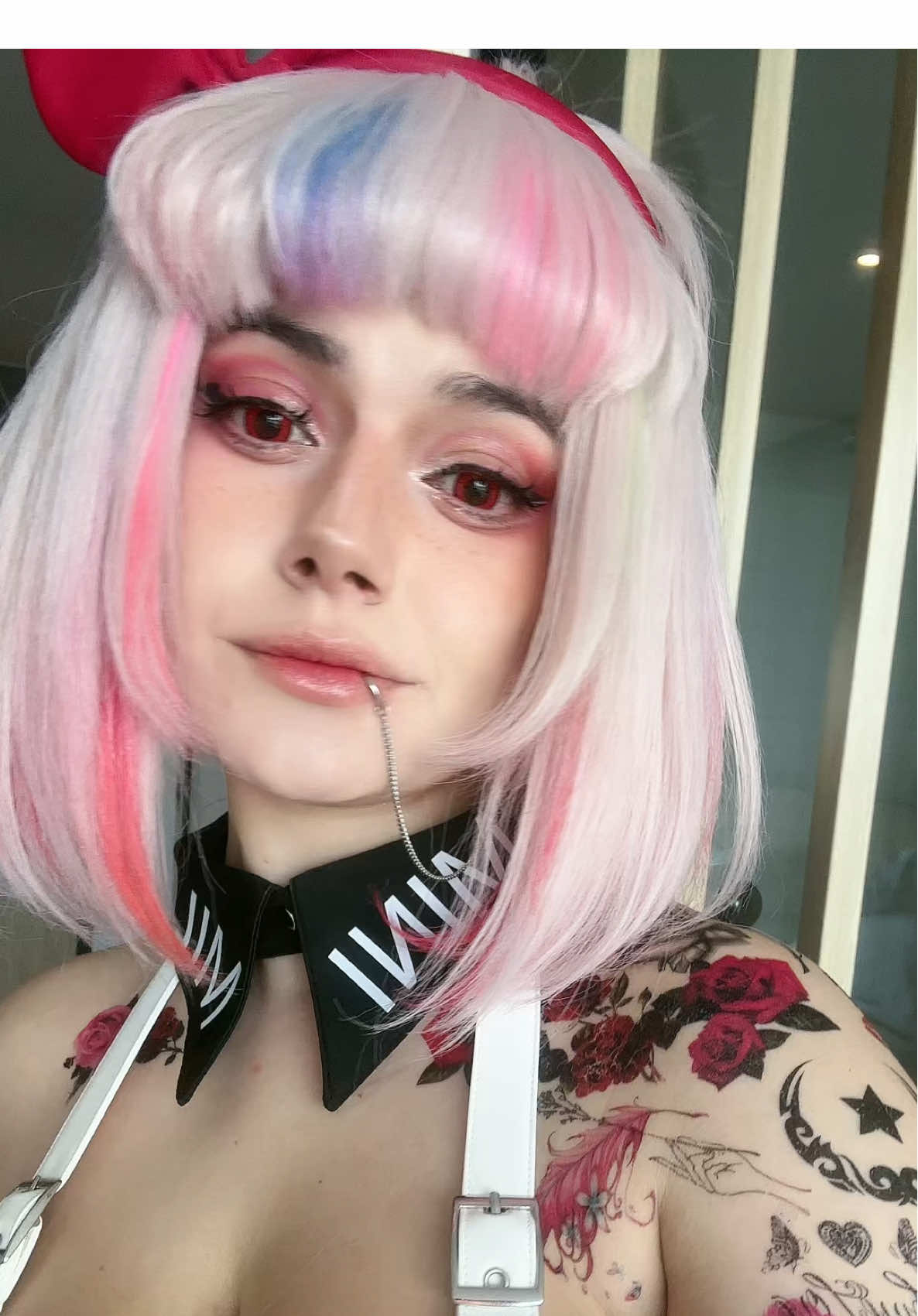 👁️👄👁️