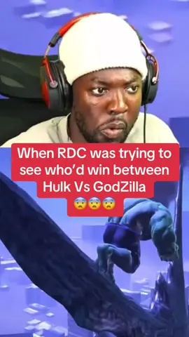 Who y’all got winning between hulk & Godzilla ?? #markphillips #rdcleland #funnymoments #viral #fyppppppppppppppppppppppp 