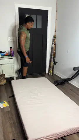 This video was too long… my bad. Just check out the mattress!🙂‍↔️ #camping #Outdoors #outdoormattress 