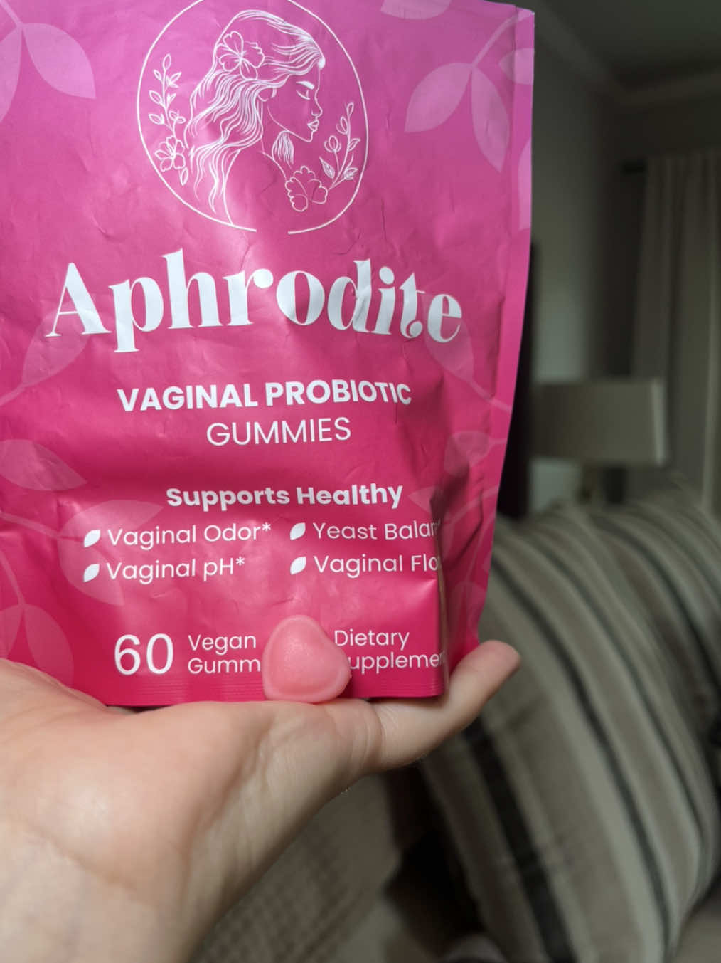 Strawberry gummies made for women ✨ #probiotics #gummies #womenshealth 