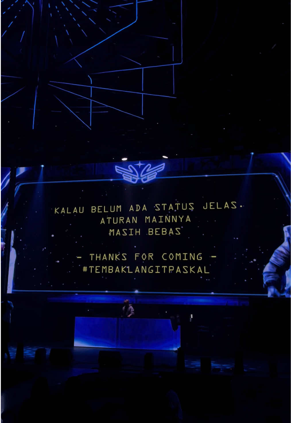 selagi status belum jelas, aturan masih bebas 📍Tembak Langit Club Paskal #fy #fyp #quotes #hwg #tembaklangitclub 