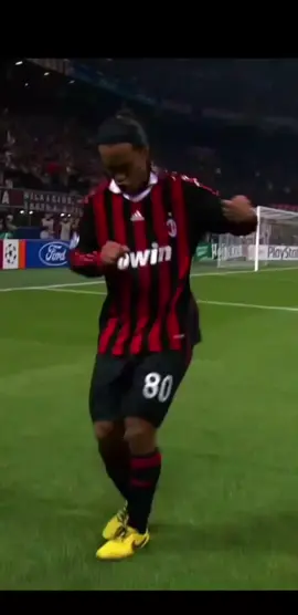 RONALDINHO'S IDOL