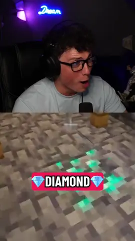 I found diamonds #Minecraft #gaming #fyp 