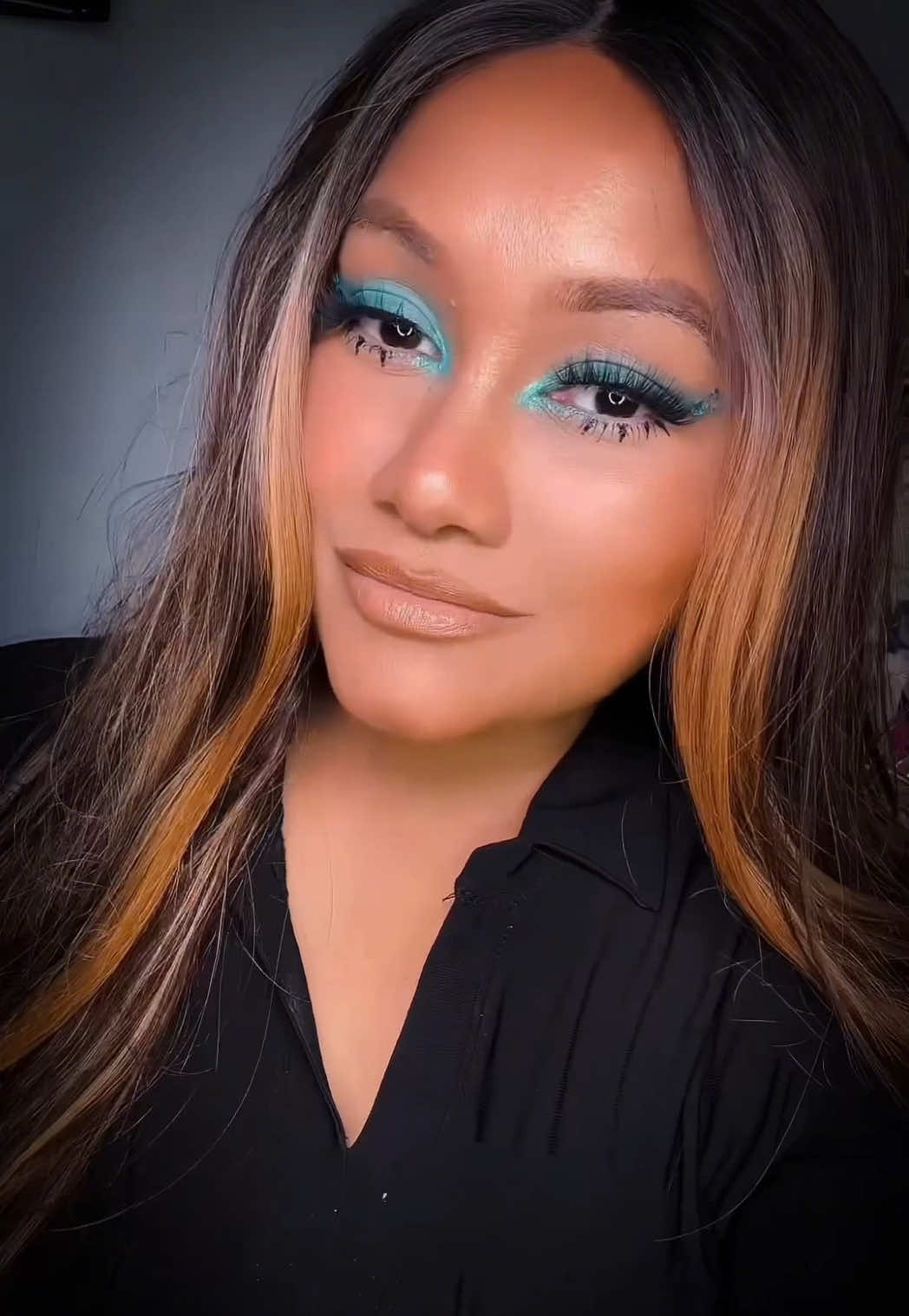 🤭🤭 #makeuptransformation #makeup #makeuptransition 