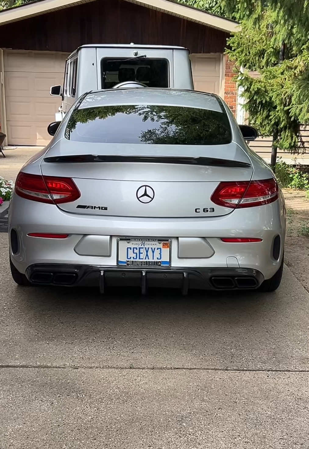 I was happy until the end of this video 🤦‍♂️ #c63 #carsoftiktok #coldstart #cartok #theeurocarguy 