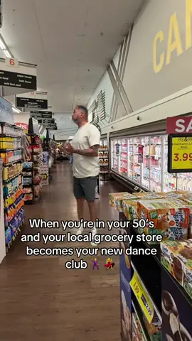 When your local grocery store plays the best music 🕺 💃 