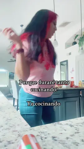 Porque me entretengo 🫢 #lobodomesticado #shakira #cocinar #fyp #adhd 