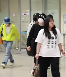 All the members are back in korea🥹#bts#explor#fyp#fypシ゚ 