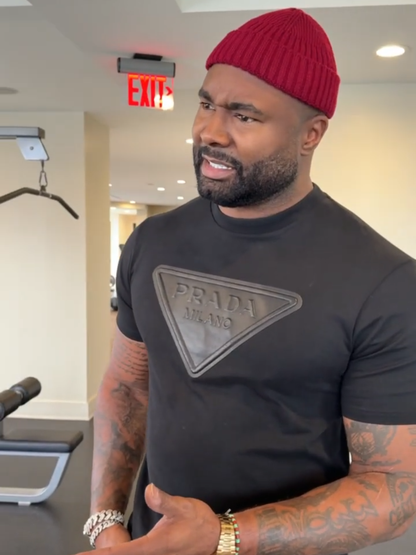 When Sunny tells Mike to stop crying and deal with it!#kountrywayneskits #kountrywaynenewvideos #kountrywaynecomedy #mikebless #anthony #amber #shayla #phill #melisa #dalen #brittany #sunny #joslyn #rafi #momo #aisha #damienguio #rolanda #skit #kountrywayne
