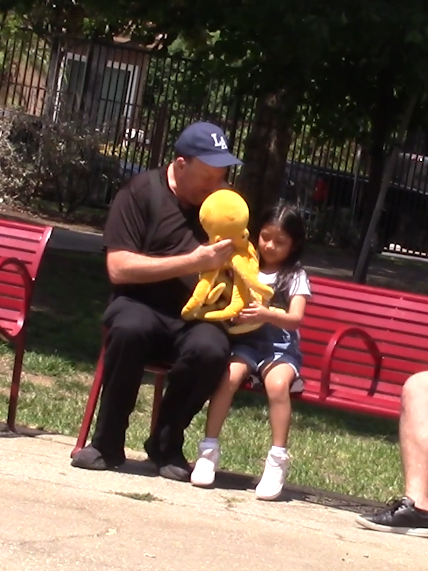 This man is a hero. #foryou #foryoupage #experiment #awareness #kindness 