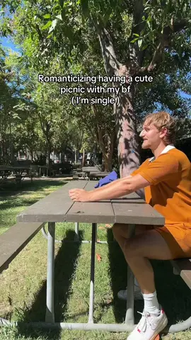 I love romanticizing being single 😅 #mlm #romanticizinglife #single #creatorsearchinsights 