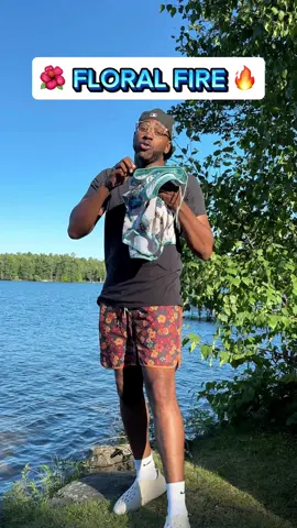 Maamgic Floral shorts are 🔥🔥🔥  Lightweight and easy to wear all day💯 @maamgic_official  #maamgic #swimshorts #shorts #mensfashion #beachstyle 