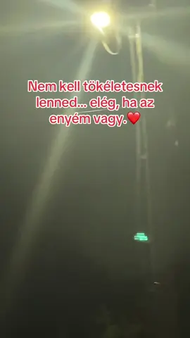 Jelöld >>