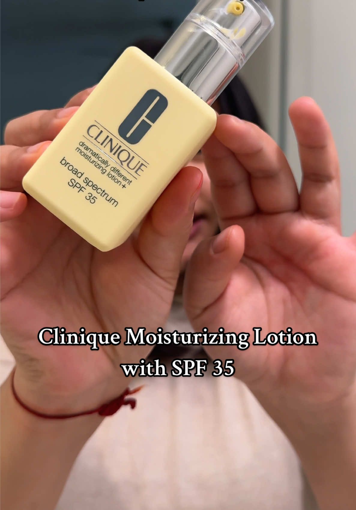 Thank you @Clinique this moisturizing lotion with SPF have been my best friend #giftedbyclinique #DramticallyDifferent #Skincare #DermatologistTested #Clinique 
