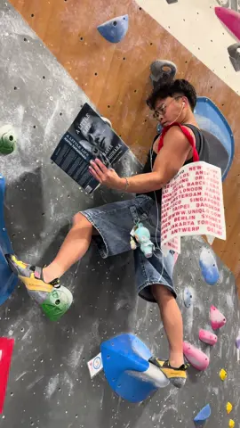 is this performative enough?#bouldering #labubu #matcha #clairo 
