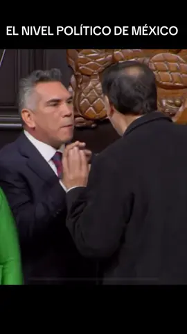 Así acabó la sesión de hoy… #senadores #noroña #alito