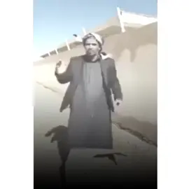 انـت ابو الميه مو طالبني😆 . . #ستوريات #عباراتكم_الفخمه📿📌 #مالي_خلق_احط_هاشتاقات #لايت_موشن_تصميمي #شعب_الصيني_ماله_حل😂😂 