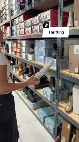 So many good finds 10/10 day #thrifting #shoppingvlog #shopwithme #thriftfinds #utahthriftstore 