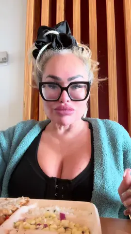 “Double scoop of glam, extra side of sass 😘🌶️ Watch me get Darclious + Darcified at Chipotle — foodie hack edition! 🌯✨ Who needs a regular order when you can make it iconic? 💋 #MukbangMagic #DarcliousEats #ChipotleHack #DarcifiedLife”#darceysilva @houseofeleven @Chipotle 