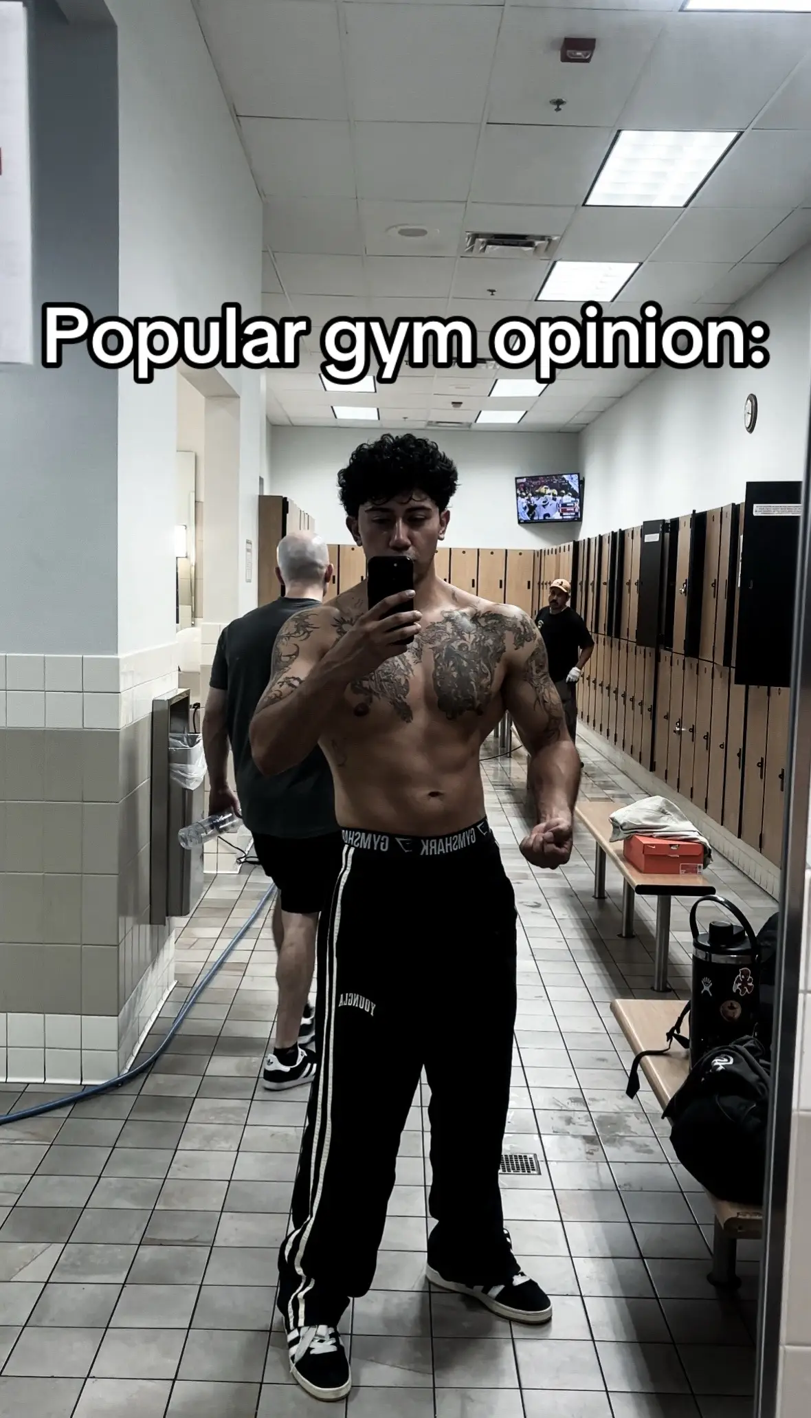 Just keep your workouts to duos, or three people if you can move fast. No reason to be taking up half the benches with your sarm goblin squad #gym #gymtips #bodybuilding #gymbro 