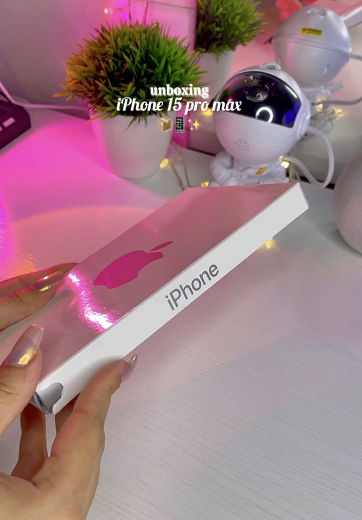 Abrindo meu iPhone 15 pro Max✨ #asmr #iphone #unboxingvideo #techtok #cleaning #satisfyingsounds #newphone 