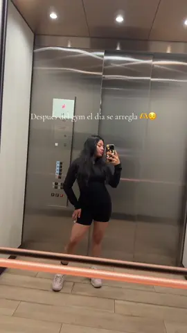 🥰🥰🥰  Fueron al gym hoy??? Y  #gym  #gymoutfit  #GymLife  #gymmotivation  #fyp 
