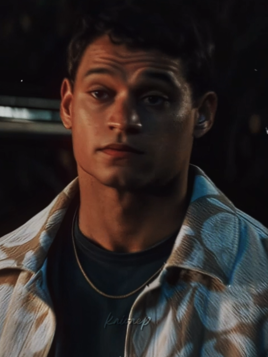 i feel things  #iknowwhatyoudidlastsummer #iknowwhatyoudidlastsummeredit #ikwydls #ikwydlsedit #teddyspencer