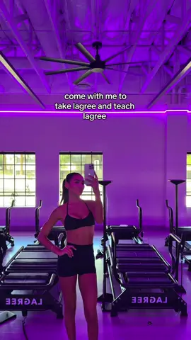 favorite day of the week! set is @csb #lagree #lagreemethod #workoutset #fitnessinstructor 