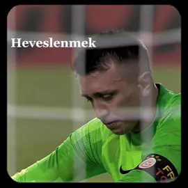 boyle editlermi yapsam acaba la edit cr: instadaki biri unuttum #kesfetteyiz #galatasaray #kesfetbeniöneçıkart #muslera #bwkpp 