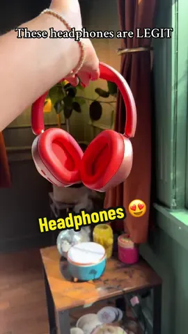 Comfy Bluetooth headphones with sleek noise cancellation—premium sound without the premium price 🎧✨ #BluetoothHeadphones #NoiseCancellingHeadphones #AppleStyle #WirelessHeadphones #TechEssentials     