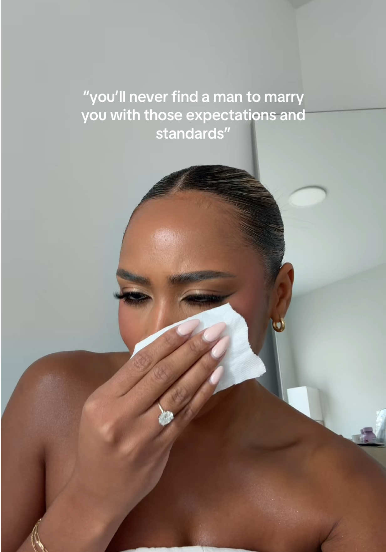 Don’t settle for less than princess treatment ladies 💍 #engaged #bridesoftiktok #bridalmakeup #2025bride #fiance 
