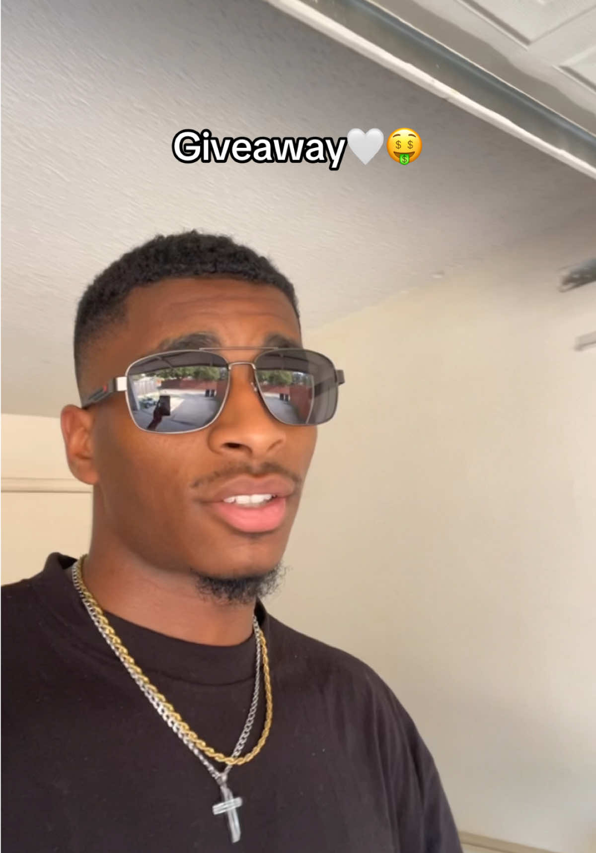 Let’s get this🤑 #LIVEIncentiveProgram #LIVEwithlowfollowers #PaidPartnership 