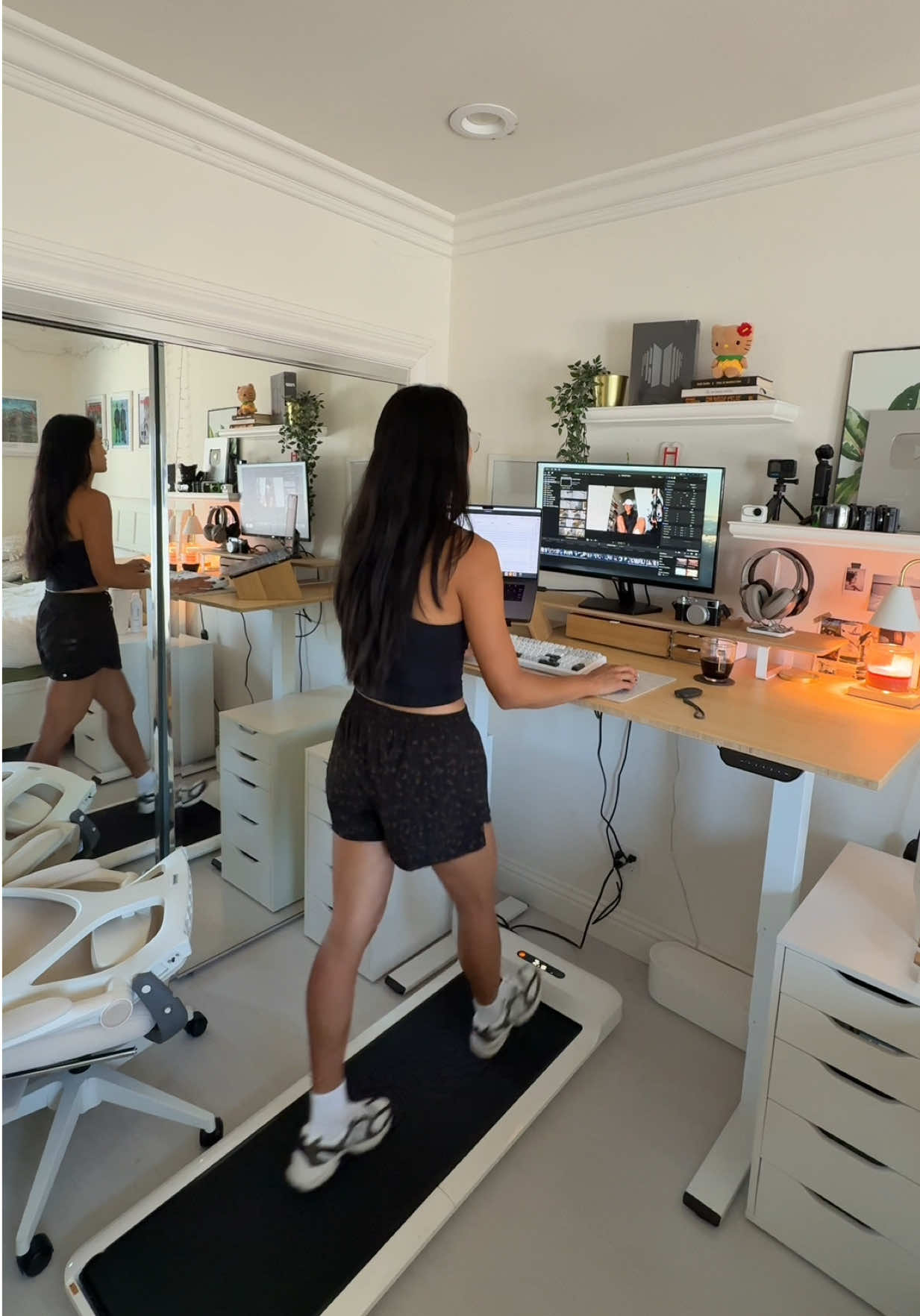 #CALIApartner from work day to workout! wearing @CALIA now means no excuses later!  #beautyintheburn #unapologeticvulnerability #hardworkisbeautiful