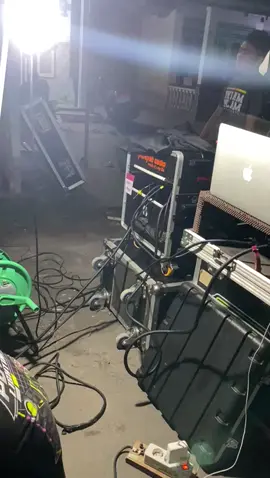 ownernya jadi operator🤣🤣🤣