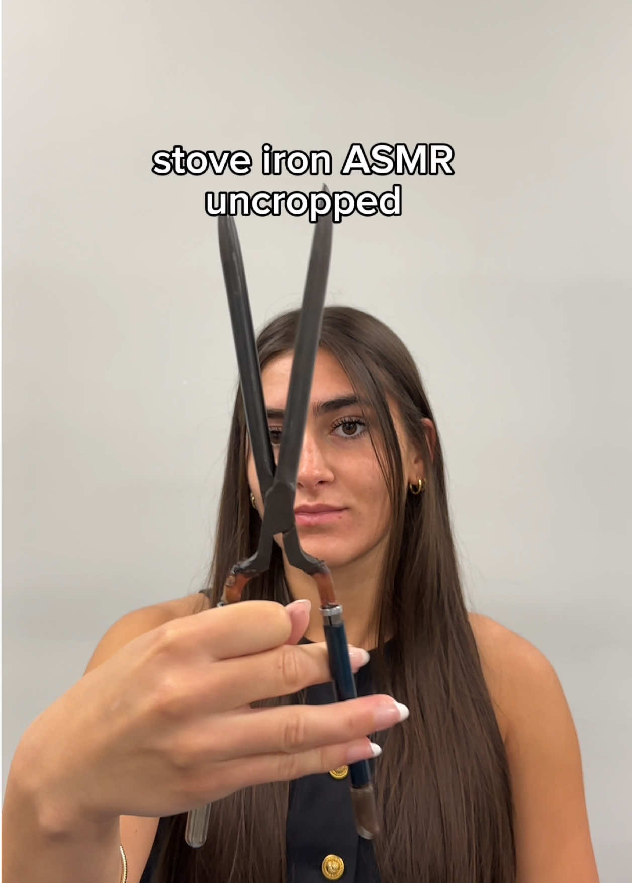 What it would be like if I didn’t crop the clips… // YouTube- Lucy_seitz #asmrsounds #marcelasmr #relatable #lucyseitzmarcel #stoveiron #behindthescenes #beautyschool #curlinghair #tangled #cosmetology 