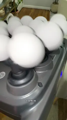 Es todo lo que necesitas para aliviar en Ud músculos este masajeador es una joya para las personas que pasan el día bien estresado calma el dolor en los músculos y las contracciones #masajeadordeespalda #masajeadorelectrico #masajeadorrecargable #dealsforyoudays #tiktokshopcybermonday 