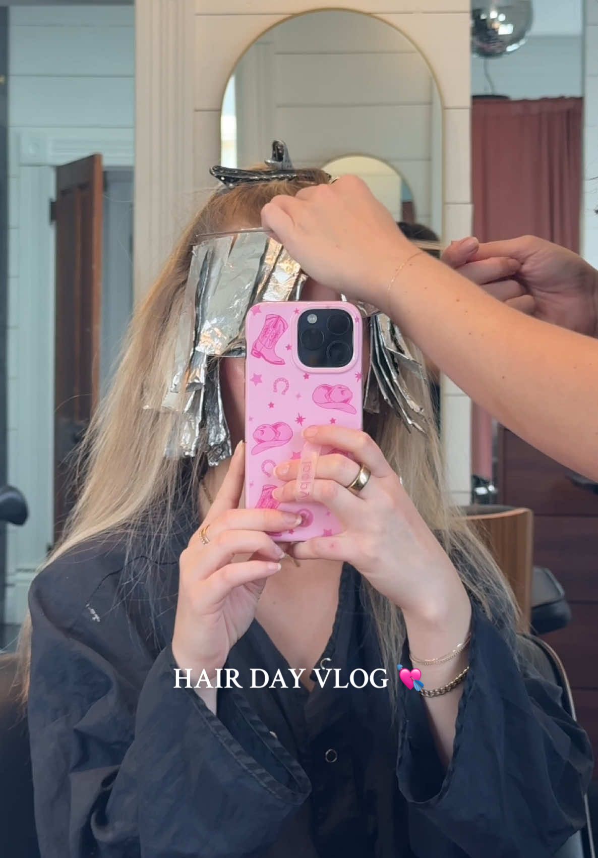 Hair appointment right before florida yes please 🫶🏼🫡 the best: @Grace Thompson or @graceedmistonhair on IG  #hairdayvlog #houstonhairstylists #houstonhairsalon #houstonhair 